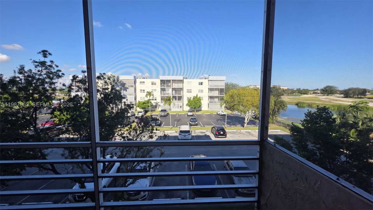 3050 E Sunrise Lakes Dr , Unit 302, Sunrise, FL 33322 Photo