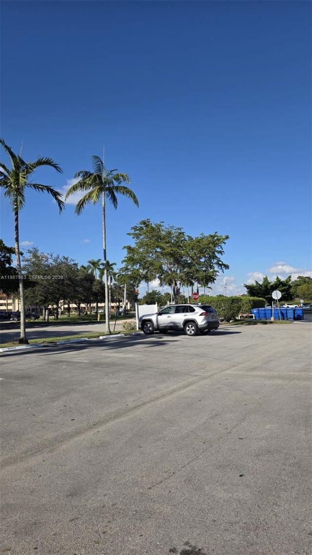 3050 E Sunrise Lakes Dr , Unit 302, Sunrise, FL 33322 Photo