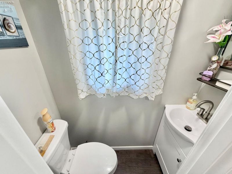 305 Louise Avenue, Bellevue, OH 44811 Photo 11