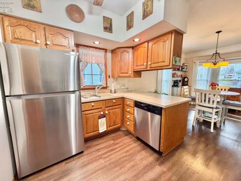 305 Louise Avenue, Bellevue, OH 44811 Photo 16