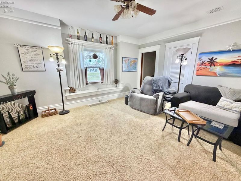 305 Louise Avenue, Bellevue, OH 44811 Photo 23