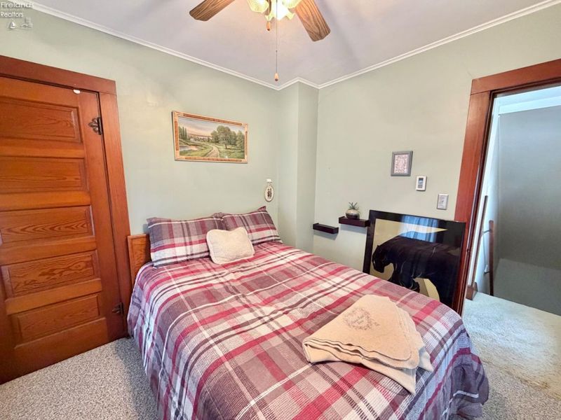 305 Louise Avenue, Bellevue, OH 44811 Photo 27