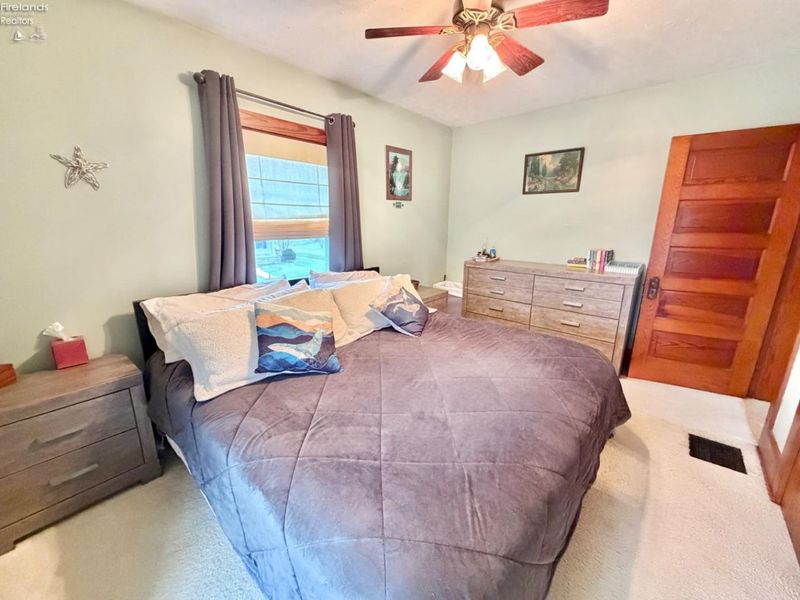 305 Louise Avenue, Bellevue, OH 44811 Photo 35