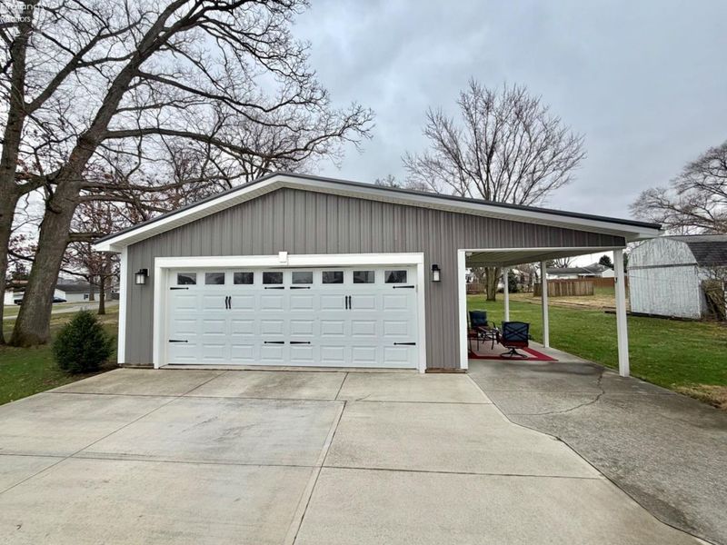 305 Louise Avenue, Bellevue, OH 44811 Photo 4