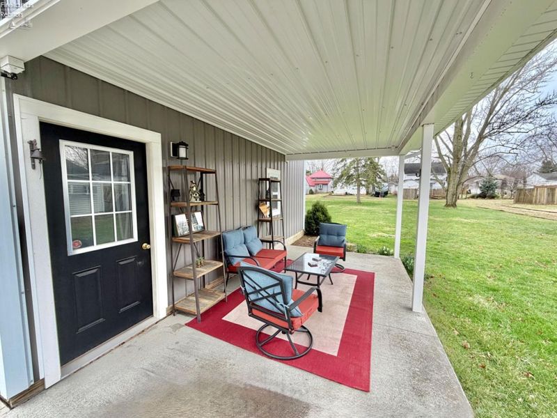 305 Louise Avenue, Bellevue, OH 44811 Photo 8