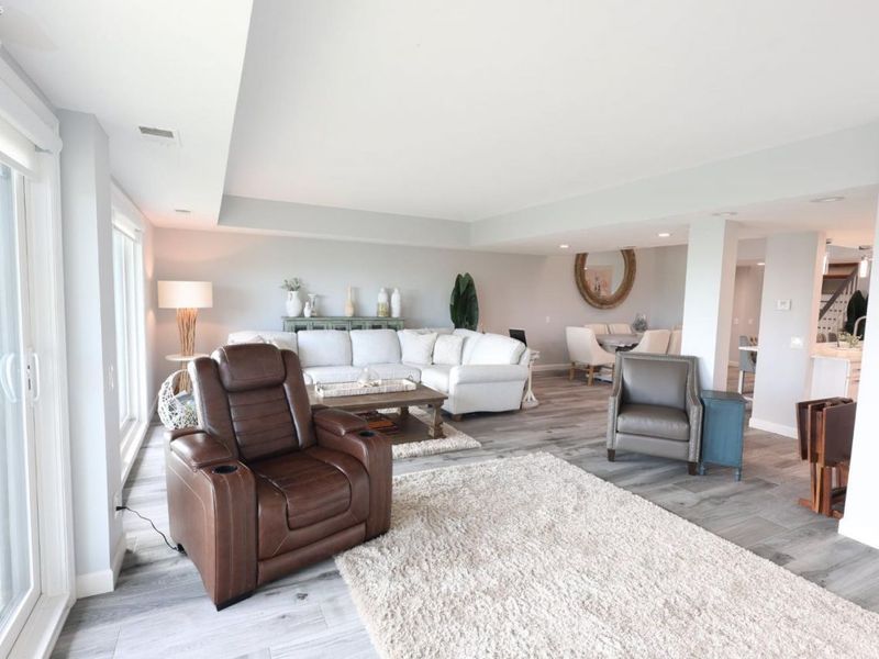 645 Mariner Village, Huron, OH 44839 Photo 14