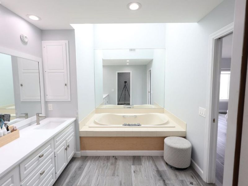 645 Mariner Village, Huron, OH 44839 Photo 30