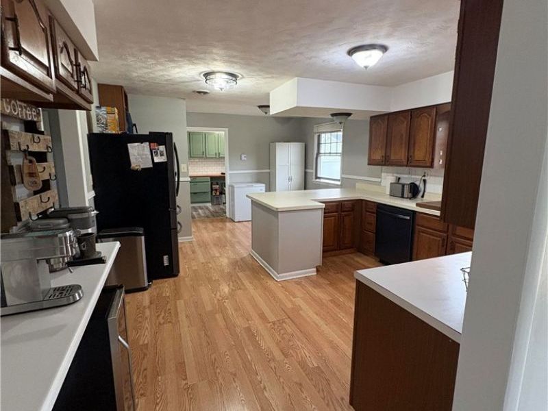 10380 Quarry Road, Amherst, OH 44001 Photo 6