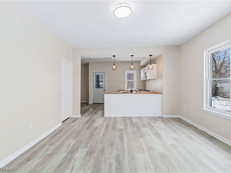 3438 Martin Luther King Jr Drive, Cleveland, OH 44104 Photo 12