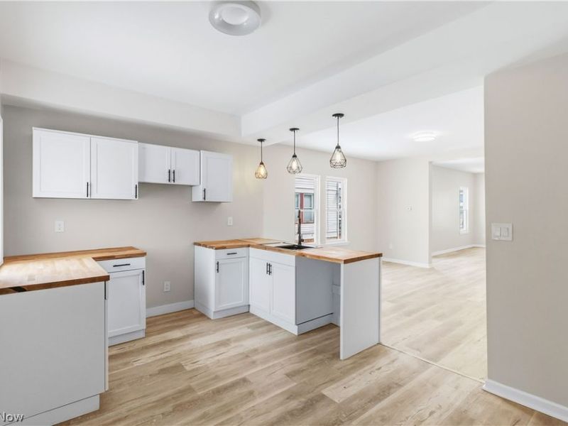 3438 Martin Luther King Jr Drive, Cleveland, OH 44104 Photo 17