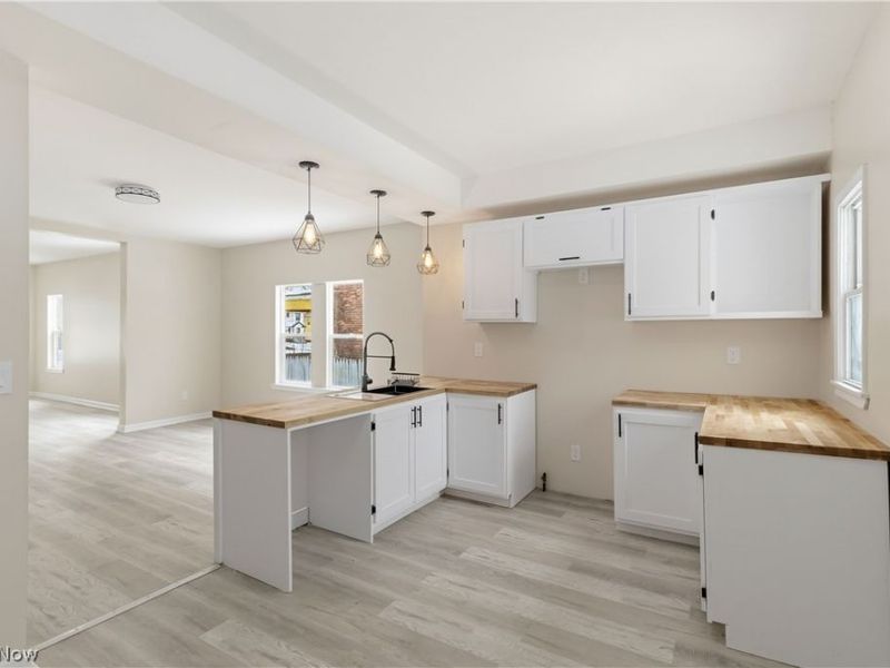 3438 Martin Luther King Jr Drive, Cleveland, OH 44104 Photo 35