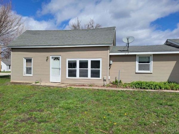 25278 140th Street , Orleans, IA 51360