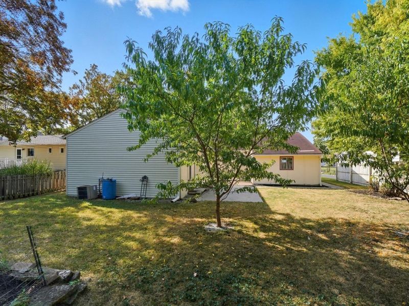 2424 Nottingham Road , Columbus, OH 43221 Photo 43