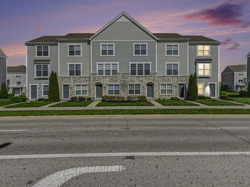 5756 Hayden Run Road, Dublin, OH 43016 Photo 1