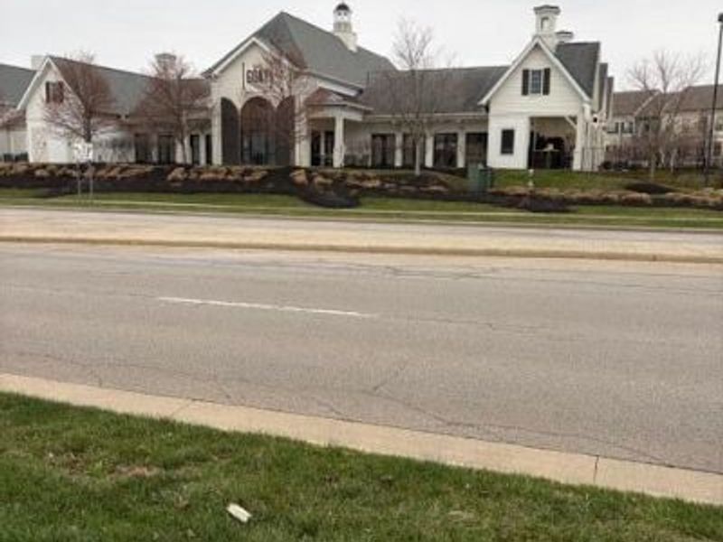 5756 Hayden Run Road, Dublin, OH 43016 Photo 2