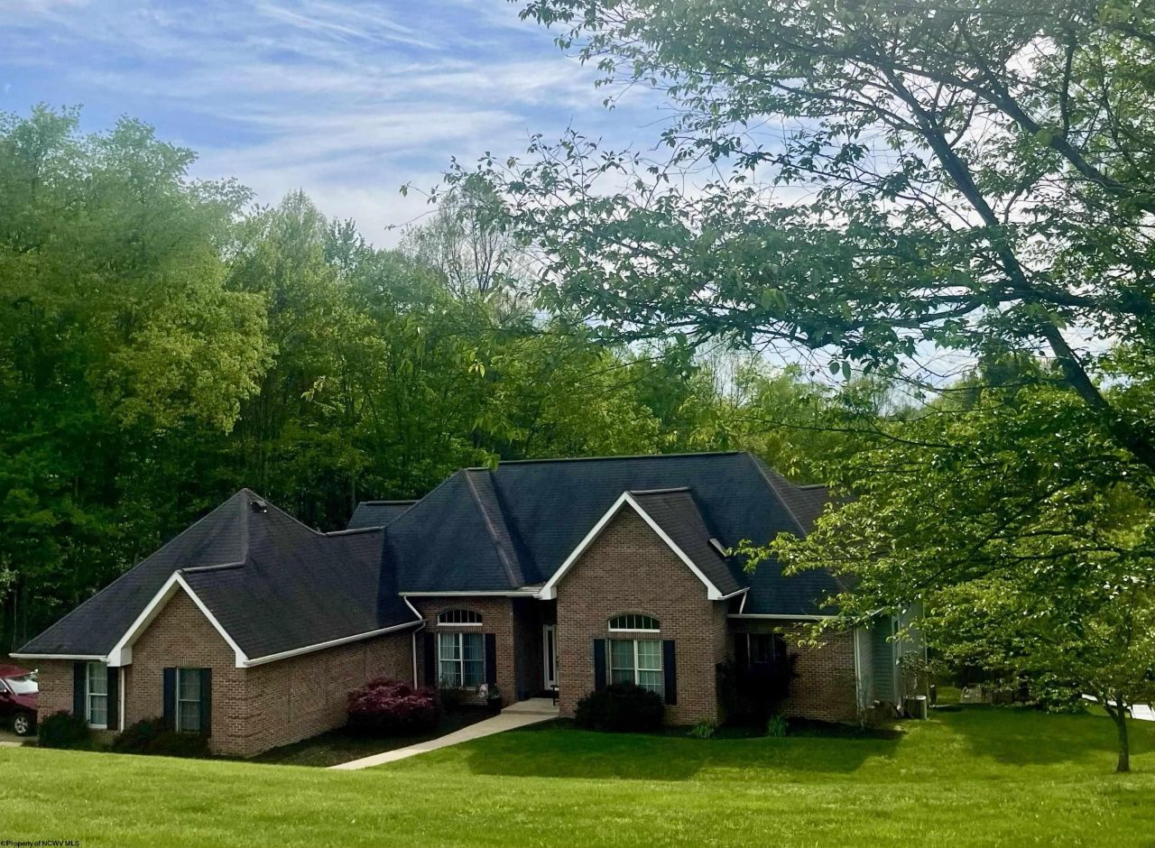 198 Pheasant Ridge Road, Bridgeport, WV 26330 Main Photo