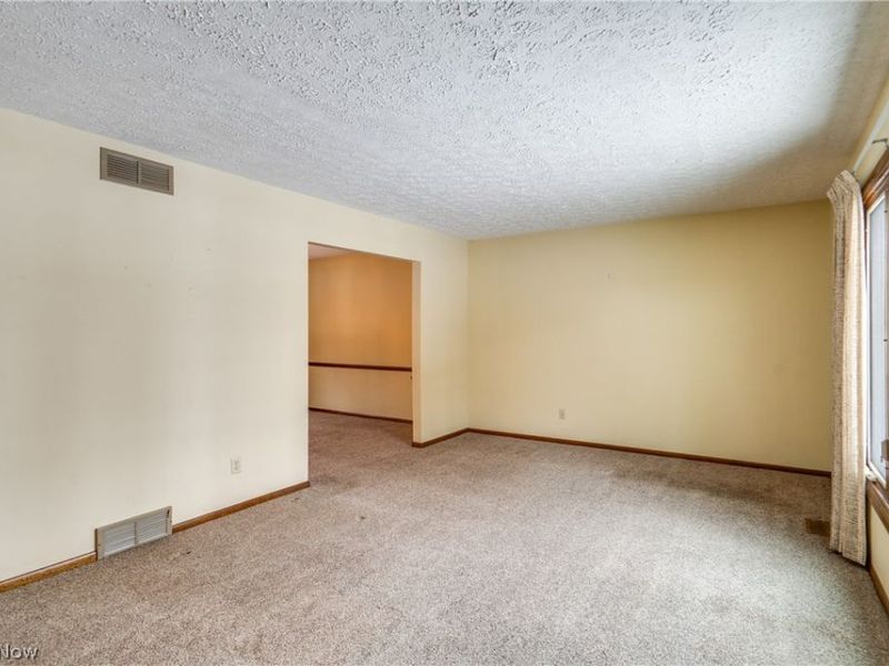 6180 Drexel Street NW, Massillon, OH 44646 Photo 8