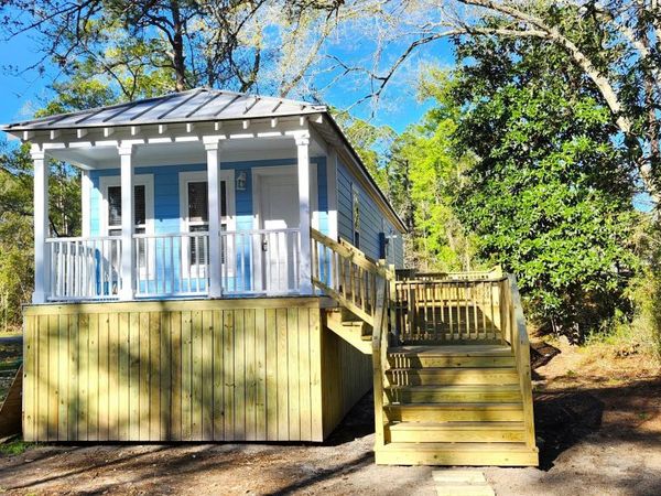 1208 Pine Street, Ocean Springs, MS 39564