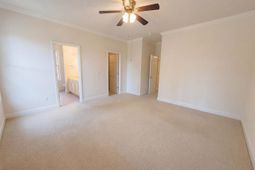 227 Faversham Lane  photo 4