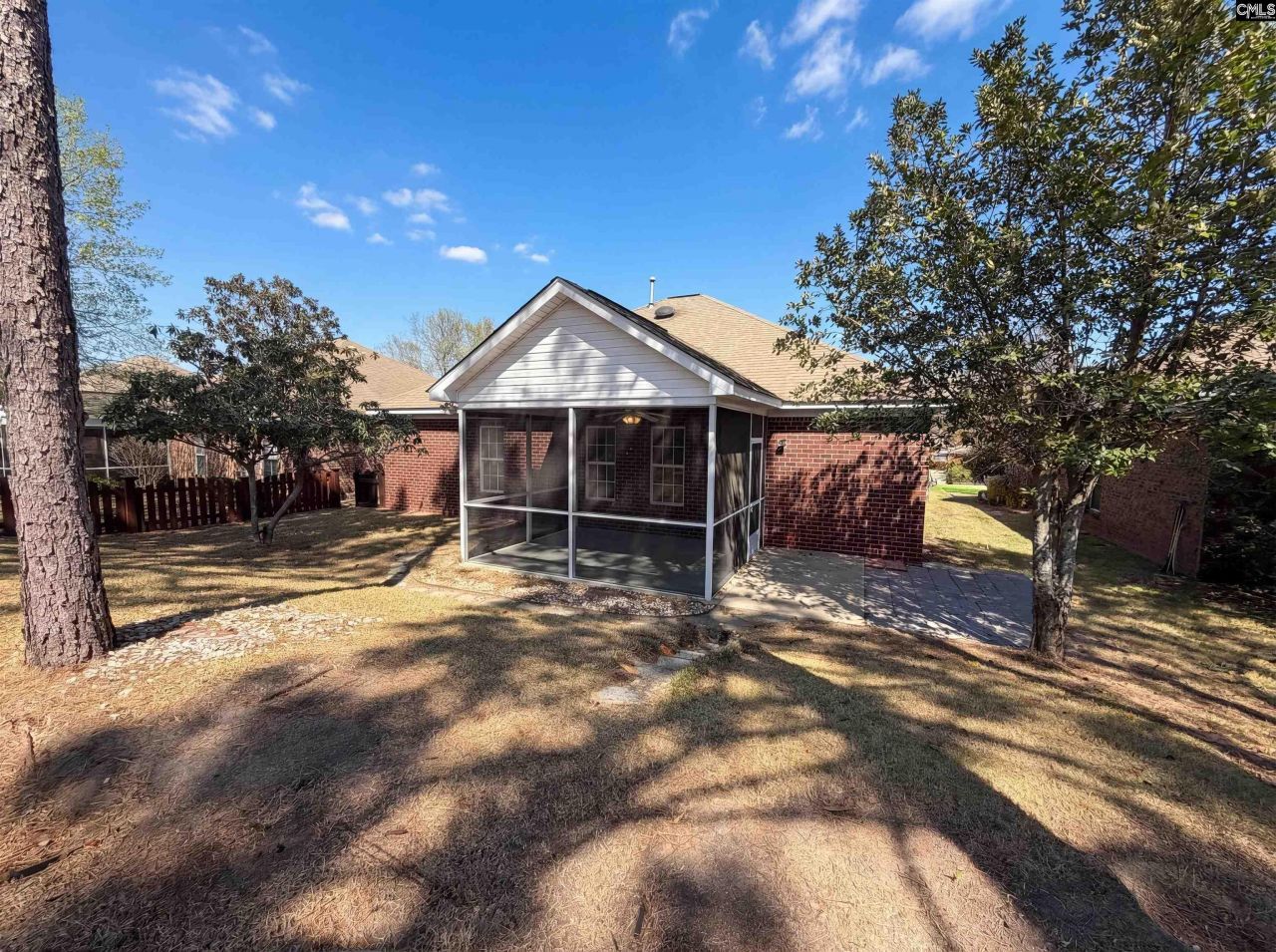 227 Faversham Lane  Photo 5