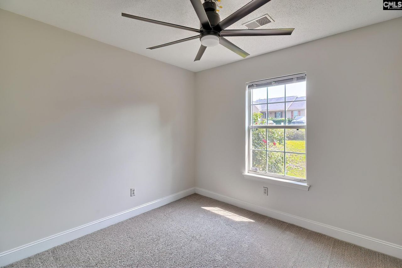 189 Pebble Creek Drive  Photo 15