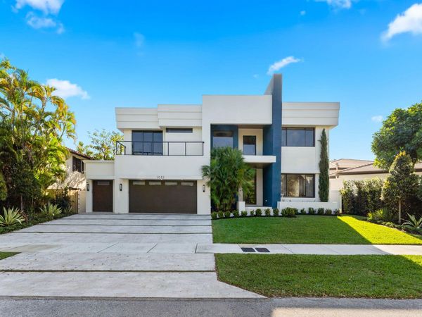 1032 SE 12th Way, Fort Lauderdale, FL 33316