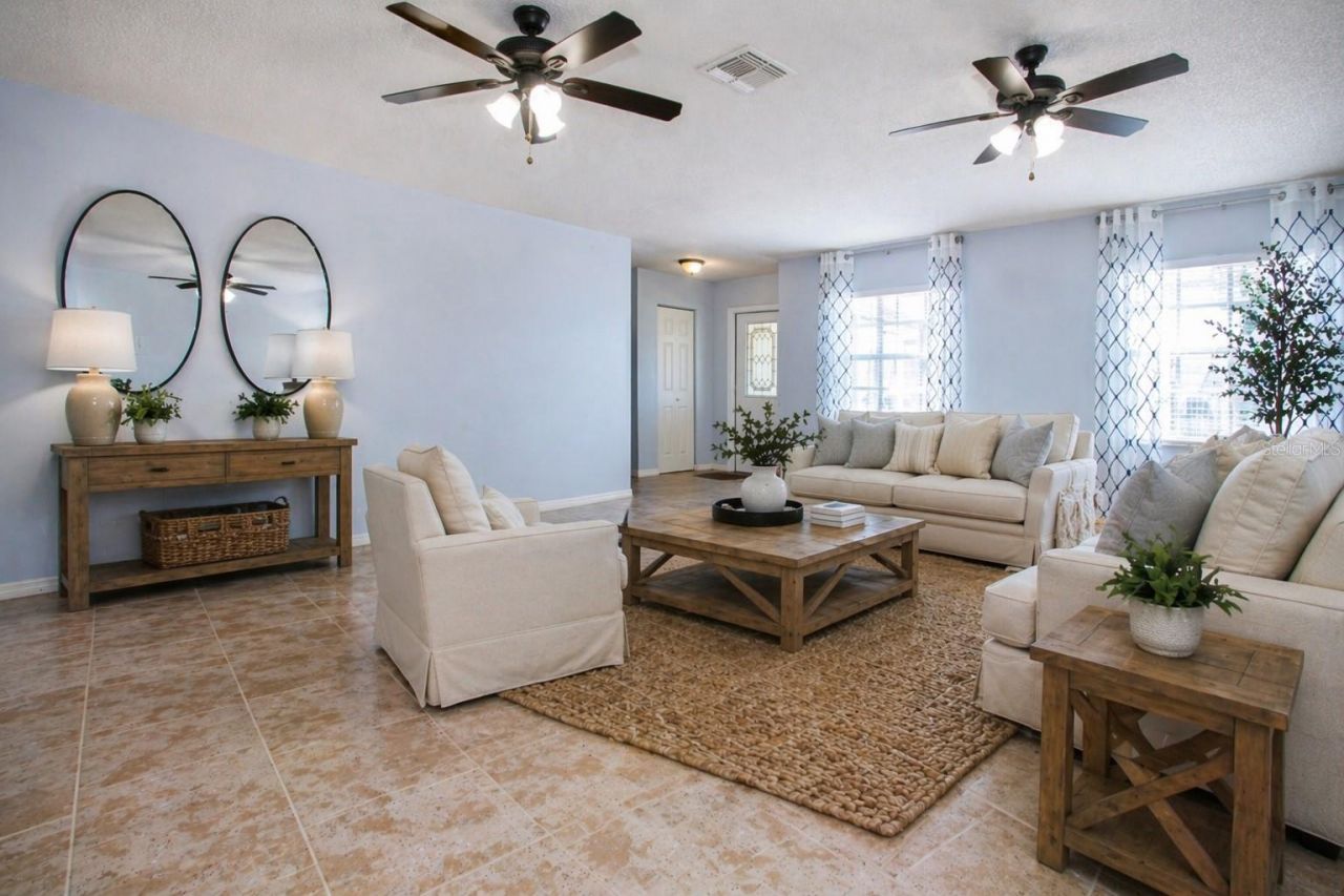 203 Amesbury Circle, Sun City Center, FL 33573 Photo