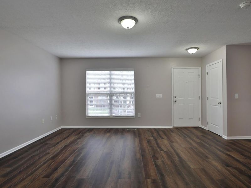 5635 Chippewa Falls Street, Unit 61, Dublin, OH 43016 Photo 5