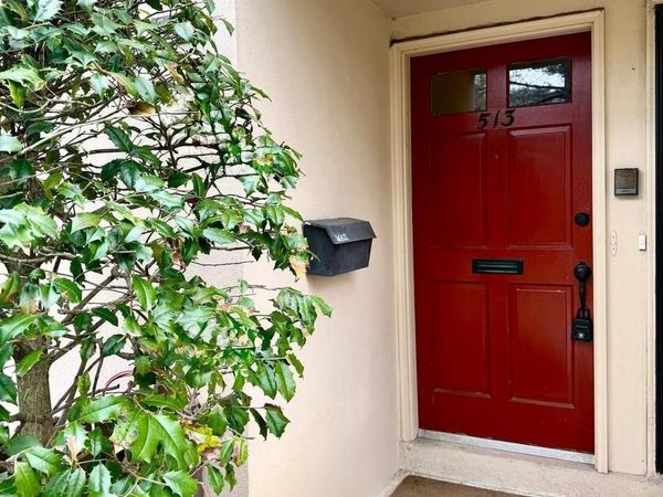 513 OLD FORGE CROSSING, Unit 513, DEVON, PA 19333