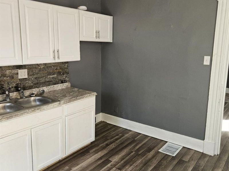 843 Fairbanks Avenue, Cincinnati, OH 45205 Photo 10