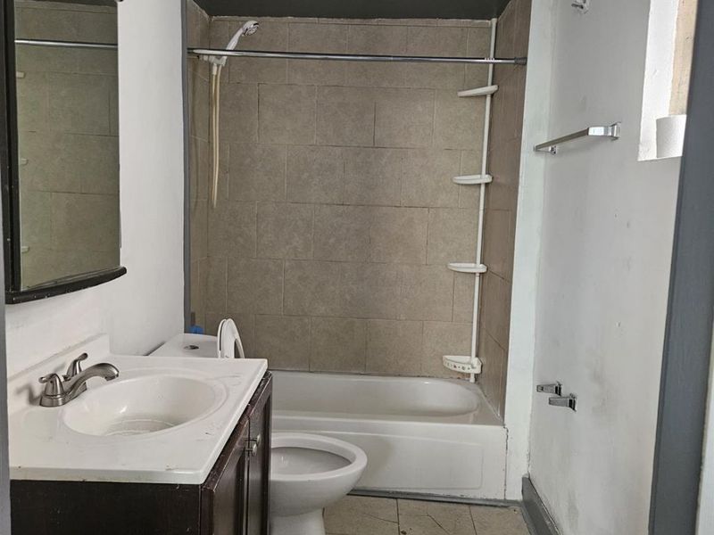 843 Fairbanks Avenue, Cincinnati, OH 45205 Photo 5