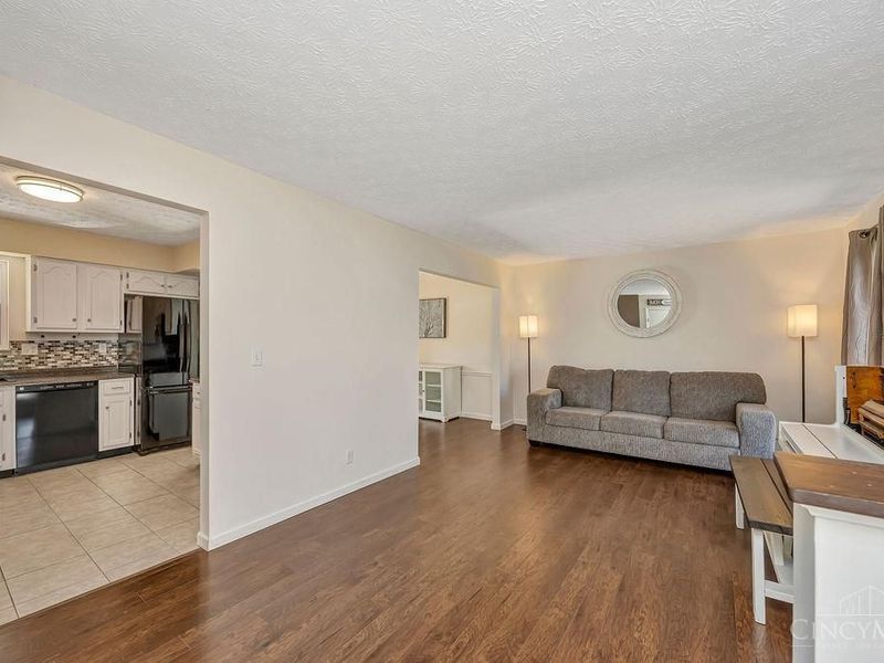 6655 Tulip Lane, Liberty Township, OH 45044 Photo 4