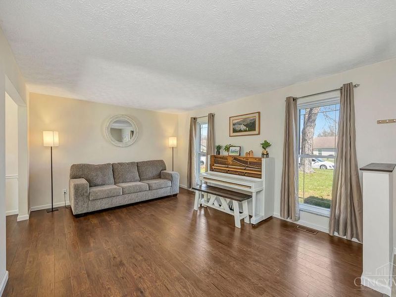 6655 Tulip Lane, Liberty Township, OH 45044 Photo 5