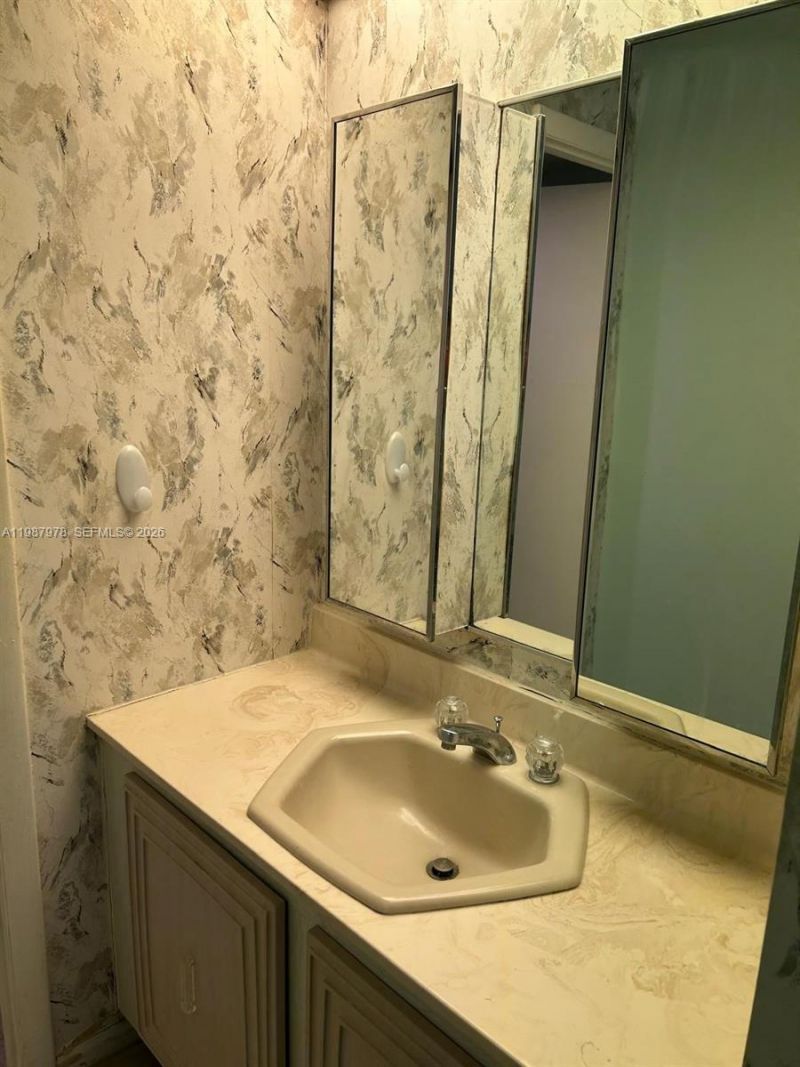 3821 Environ Blvd, Unit 202, Lauderhill, FL 33319 Photo