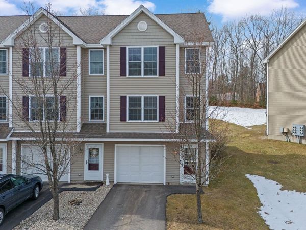 10 Split Rock Drive, Rochester, NH 03839