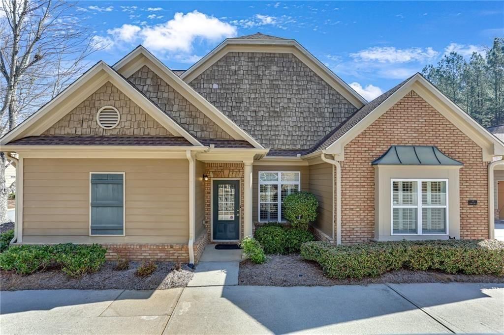 137 Glens Drive, Woodstock, GA 30188 Main Photo