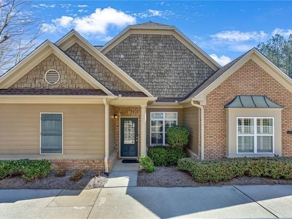 137 Glens Drive, Woodstock, GA 30188