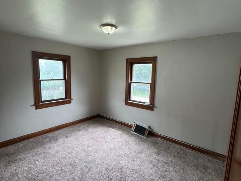 736 Seymour Avenue , Columbus, OH 43205 Photo 8