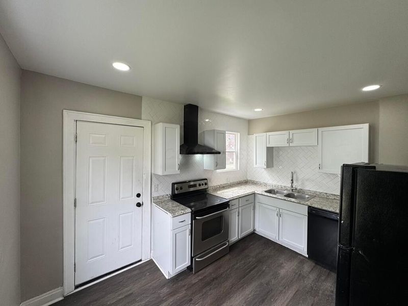 736 Seymour Avenue , Columbus, OH 43205 Photo 9