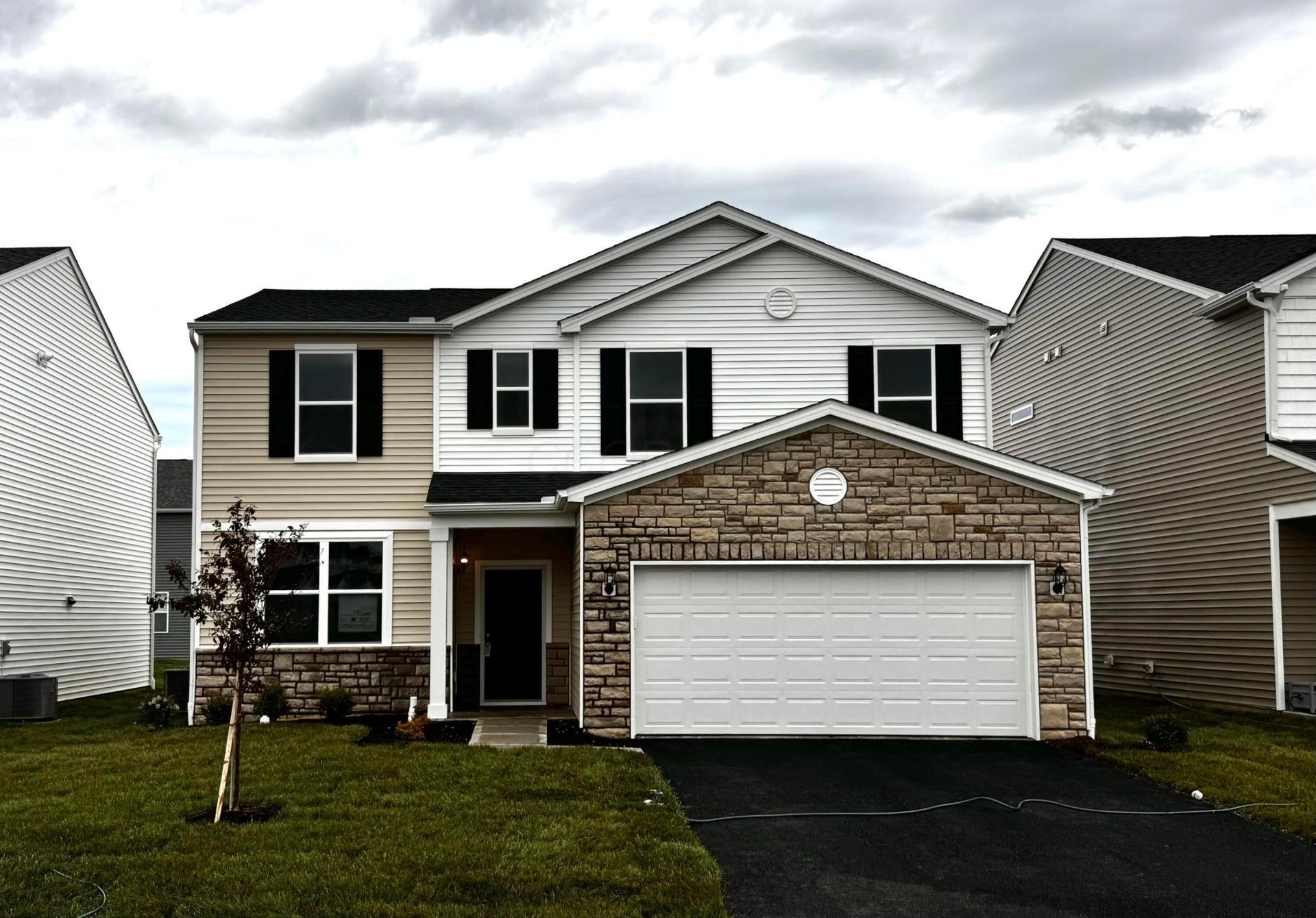 326 Fortune Drive, Unit Lot 140, Galloway, OH 43119 Main Photo