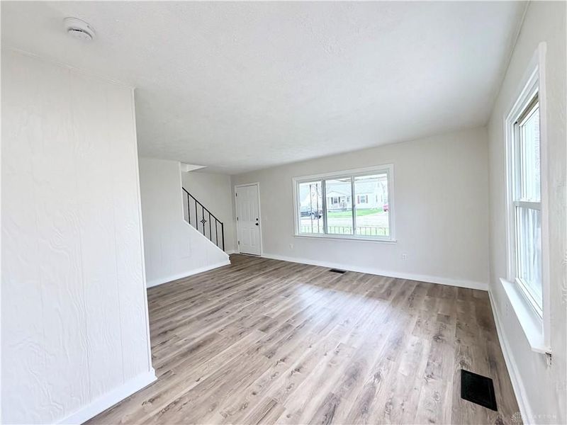 1630 S Sweetbriar Lane, Springfield, OH 45505 Photo 4