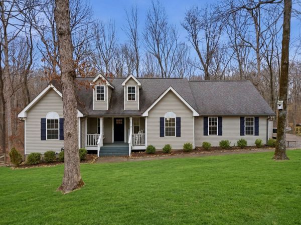 1004 Timber Ridge Ct, Kingston Springs, TN 37082