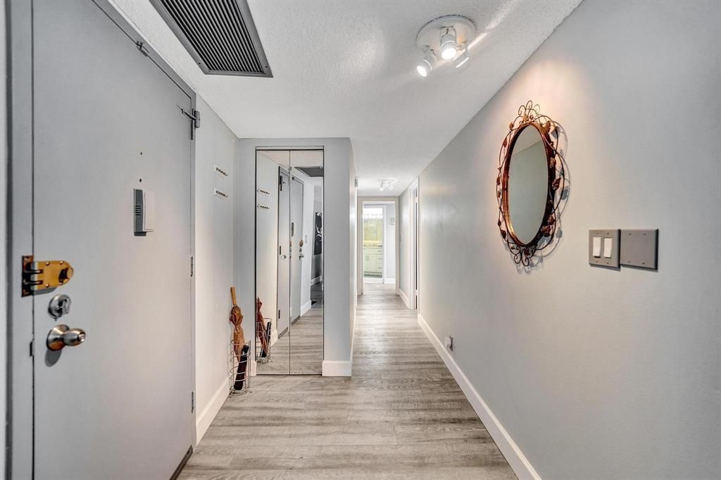 100 Golden Isles Drive, Unit 815, Hallandale Beach, FL 33009 Photo