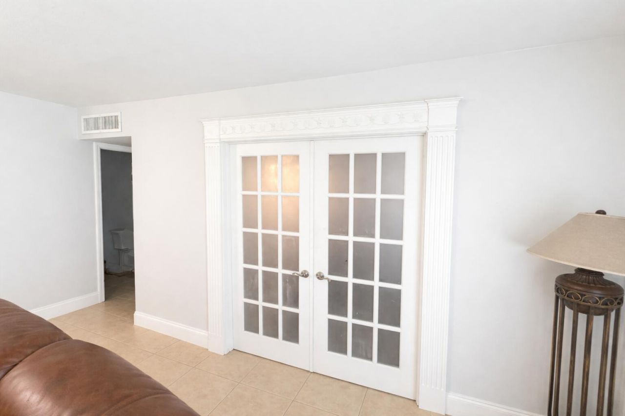 4052 N Pine Island Road, Unit 1c, Sunrise, FL 33351 Photo