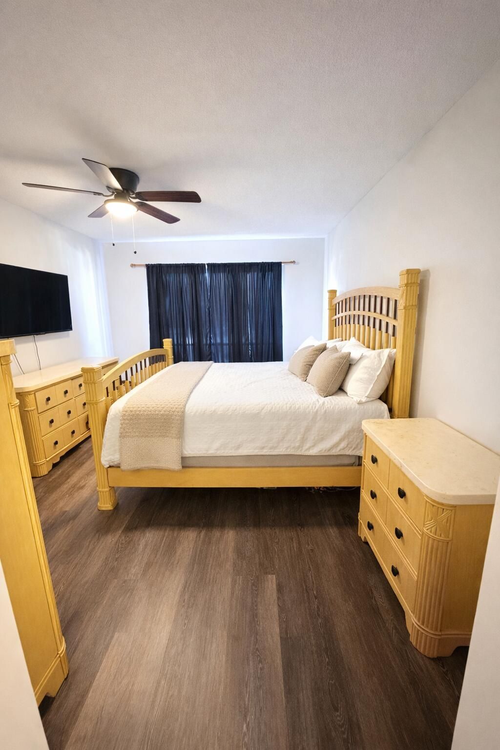 4052 N Pine Island Road, Sunrise, FL 33351 Photo