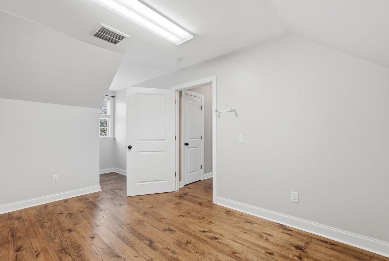 348 Temple Road Photo 34