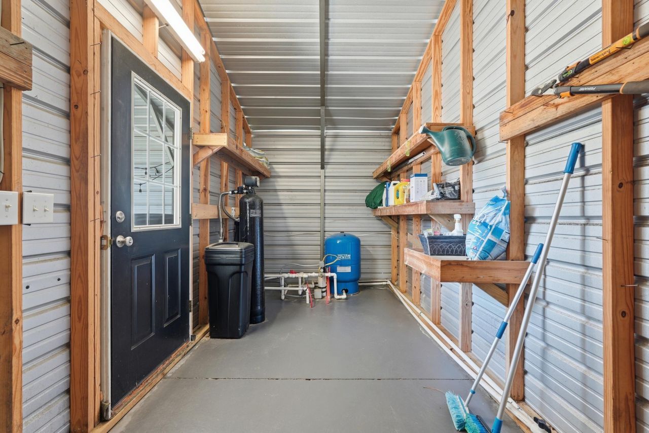 348 Temple Road Photo 42