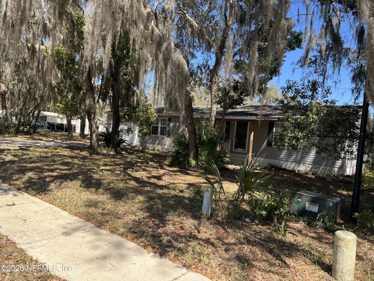 223 Oak Ridge Drive, Welaka, FL 32193 Photo