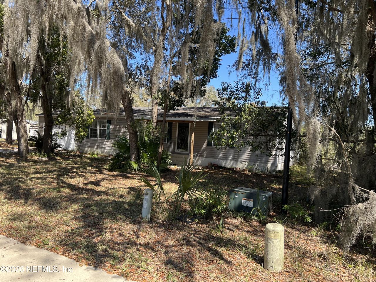 223 Oak Ridge Drive, Welaka, FL 32193 Photo