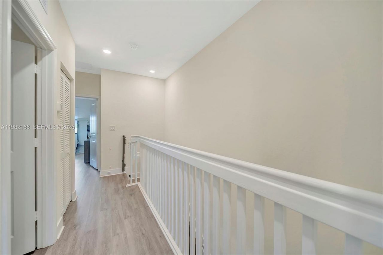 11295 W 34th Way , Hialeah Gardens, FL 33018 Photo